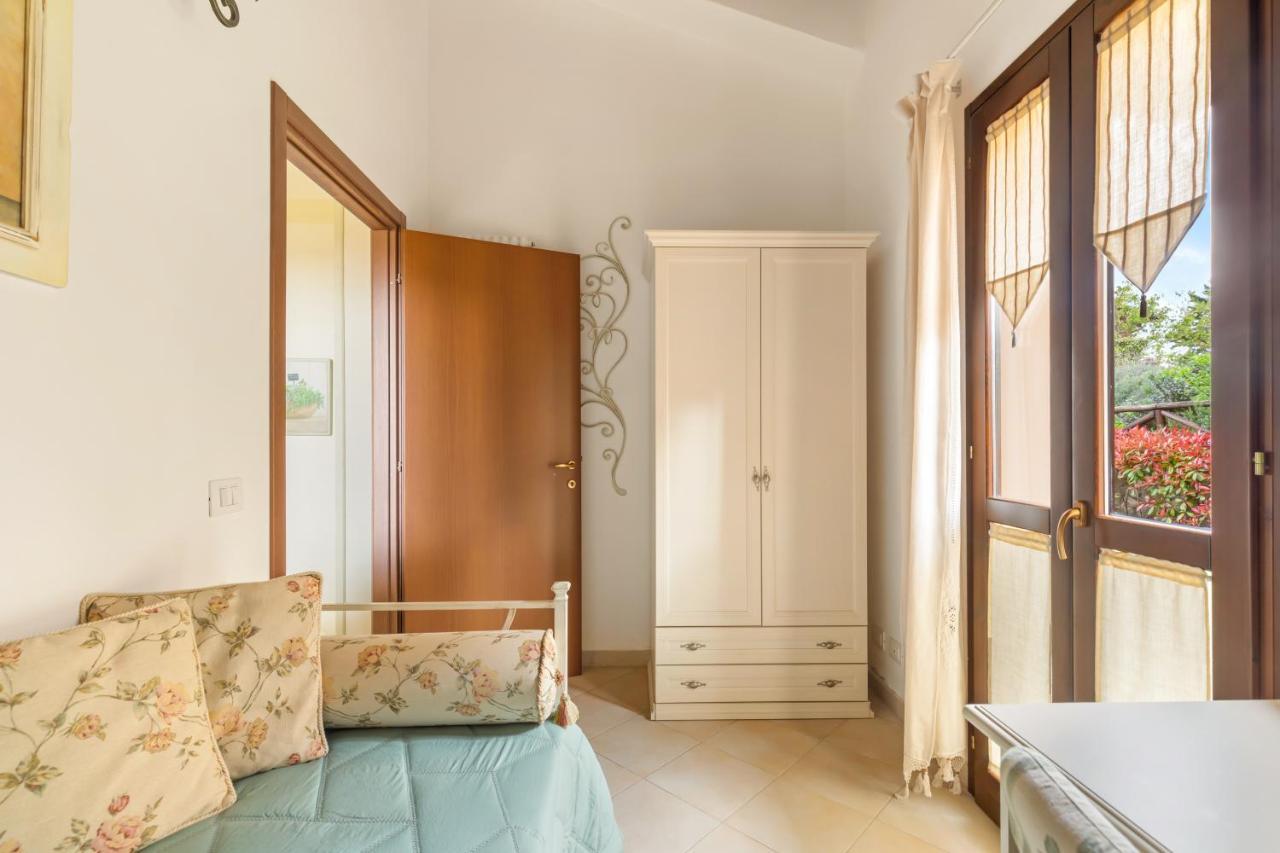 Noi2Vacanze In Digital Work Contignano Kültér fotó